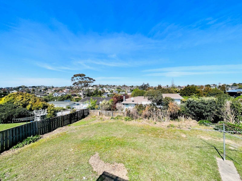 35 Advene Road, Cockle Bay, Auckland - Carousel 17
