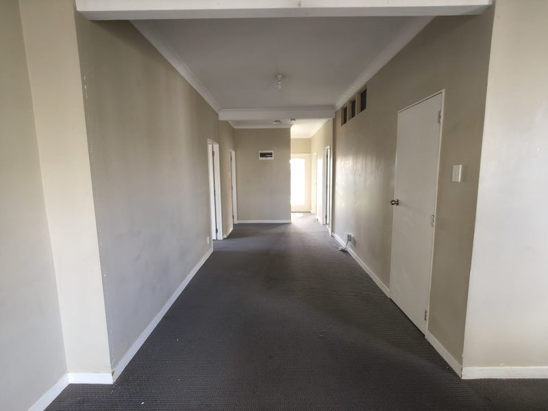 1598 Great North Road, Waterview, Auckland - Carousel 2