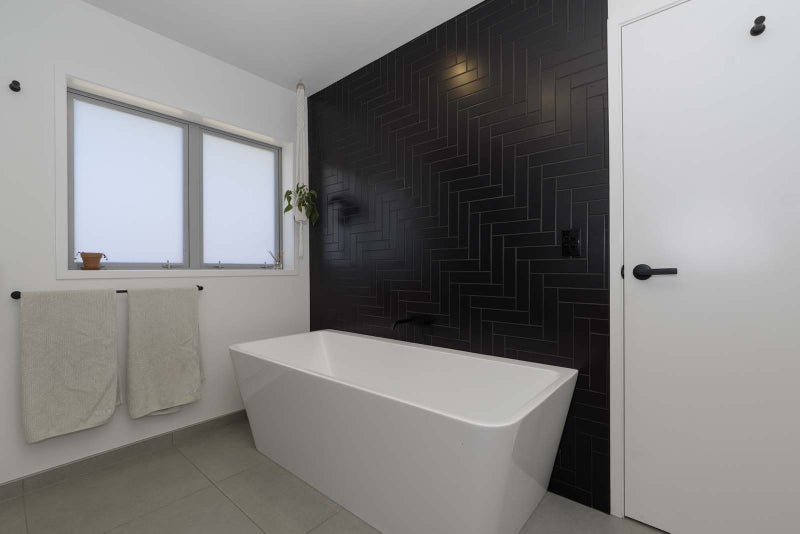 14 Ngahere Street, Otumoetai, Tauranga - Carousel 25