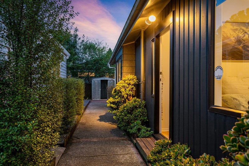 10 Hydra Place, Glen Eden, Auckland - Carousel 2