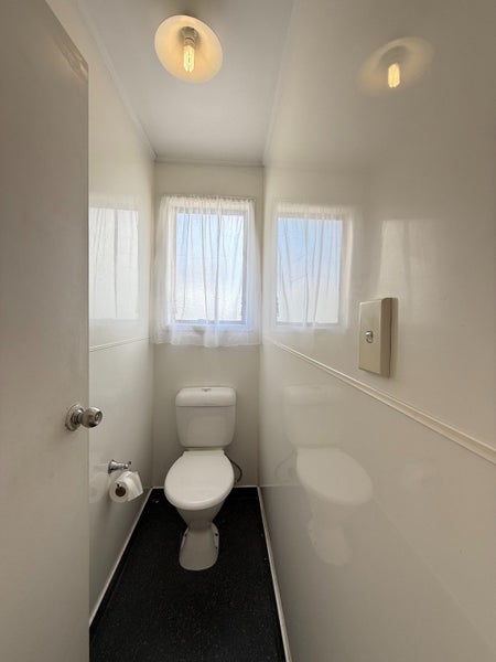 37 Dissmeyer Drive, Clover Park, Auckland - Carousel 11