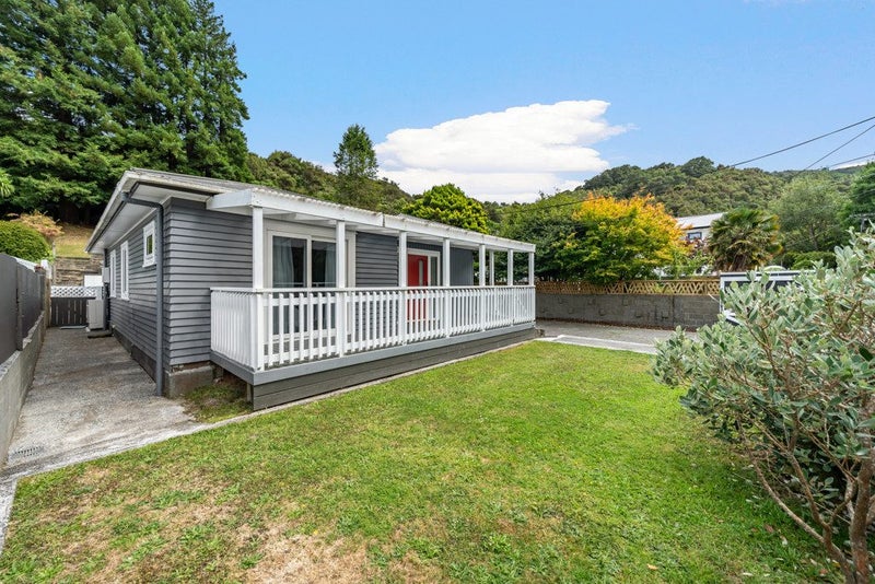121 Hair Street, Wainuiomata, Lower Hutt - Carousel 28