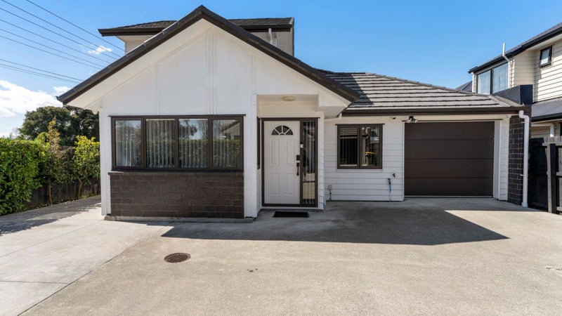 49 Tarapiroe Avenue, Takanini, Auckland - Carousel 1