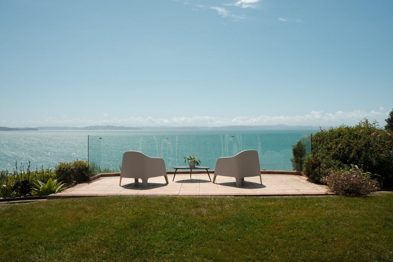 94 Clovelly Road, Bucklands Beach, Auckland - Carousel 1