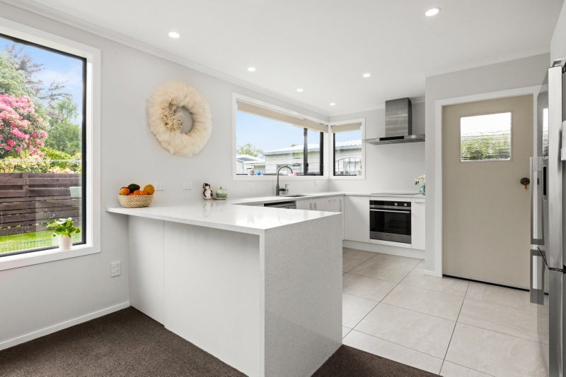 600 Murdoch Road East, Akina, Hastings - Carousel 2