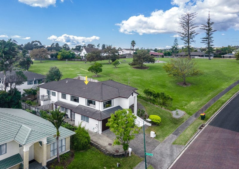 23 Corta Bella Place, Golflands, Auckland - Carousel 1