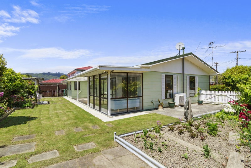 72 Garden Road, Avalon, Lower Hutt - Carousel 2