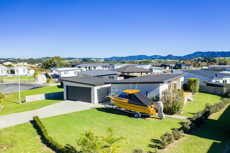 16 Anchorage Road, Mangawhai Heads, Mangawhai - Carousel 1