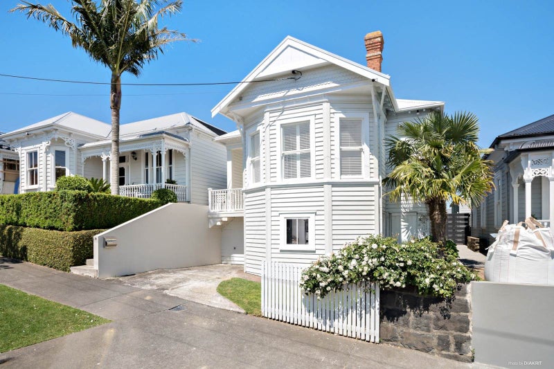 20 Harcourt Street, Grey Lynn, Auckland - Carousel 1