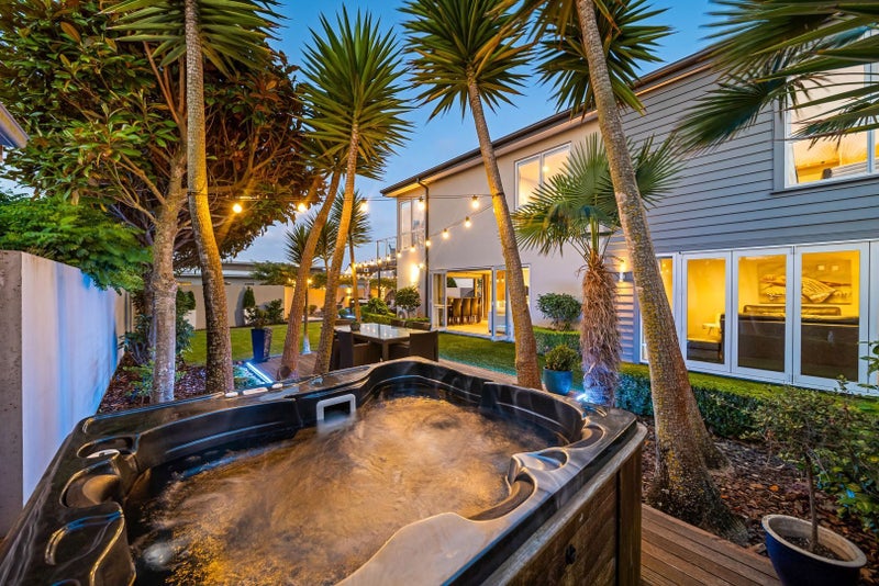 83 Aston Drive, Waimairi Beach, Christchurch - Carousel 2