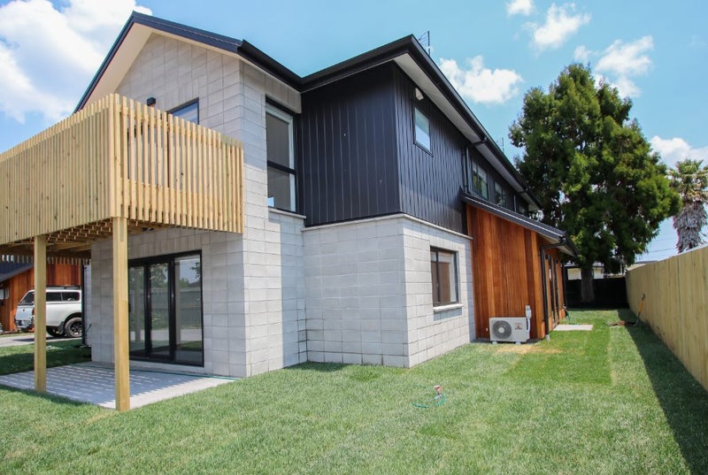 2/106 Comries Road, Chartwell, Hamilton - Carousel 1