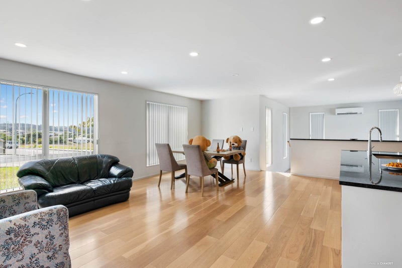 48 Cirrus Way, Ranui, Auckland - Carousel 2