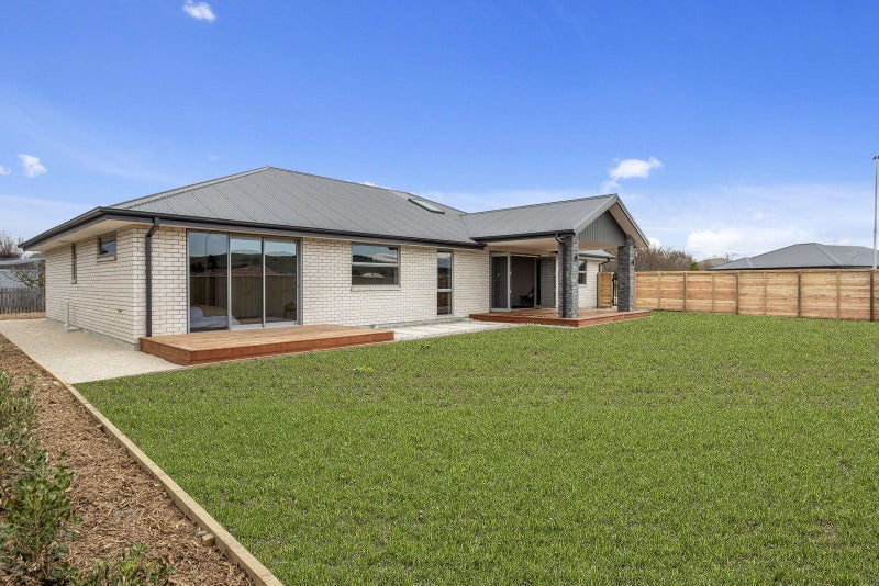 26 Hilton Drive, Amberley, Amberley - Carousel 22