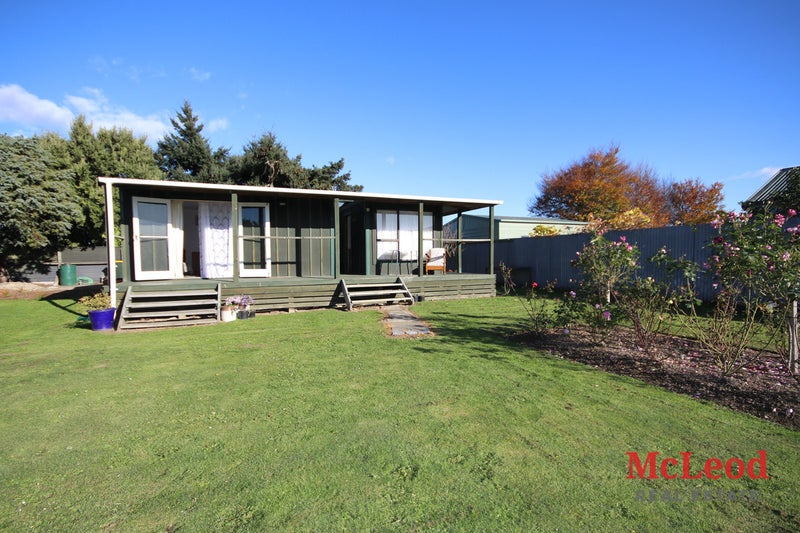 6 JAMES ST, Allenton, Ashburton - Carousel 1