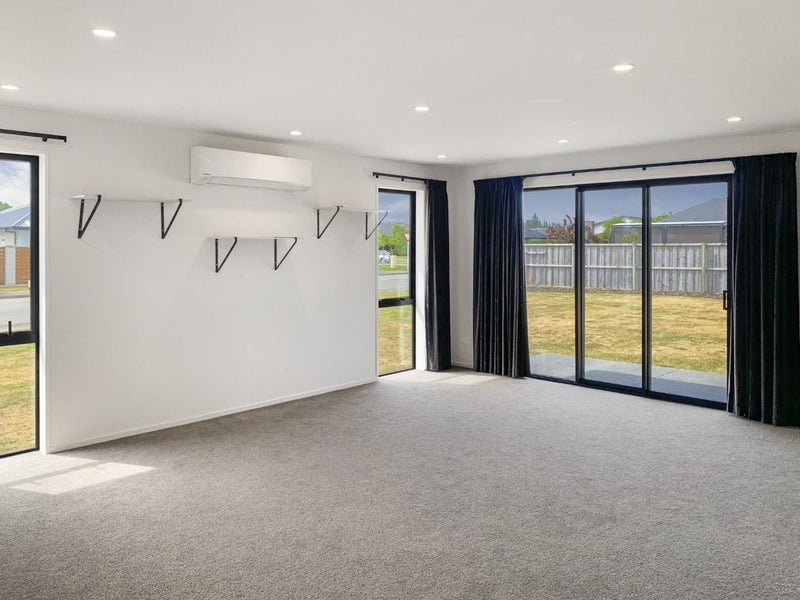 3 Roxburgh Place, Tinwald, Ashburton - Carousel 2