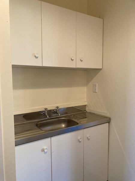 11 Brougham Street, Mount Victoria, Wellington - Carousel 2