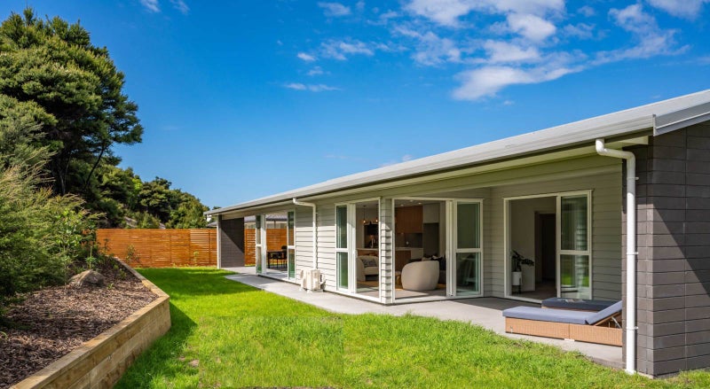 51 Seabreeze Road, Mangawhai Heads, Mangawhai - Carousel 1