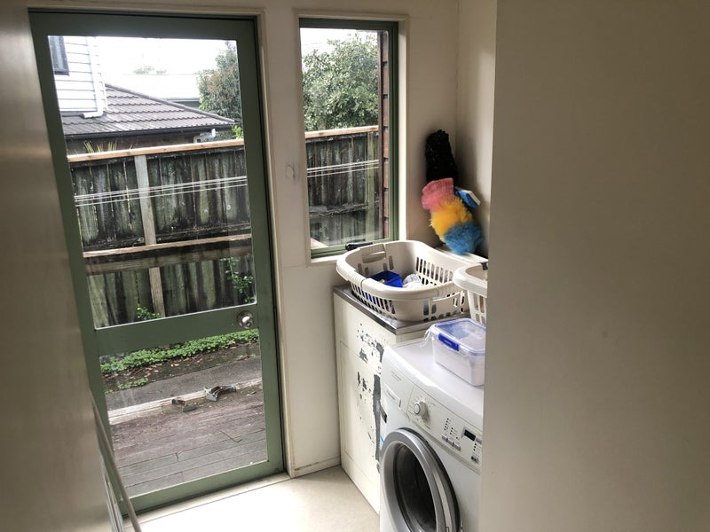 1/62 Salisbury Road, Birkdale, Auckland - Carousel 22