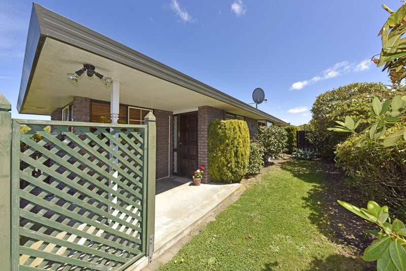 1/54 Aorangi Road, Bryndwr, Christchurch - Carousel 1