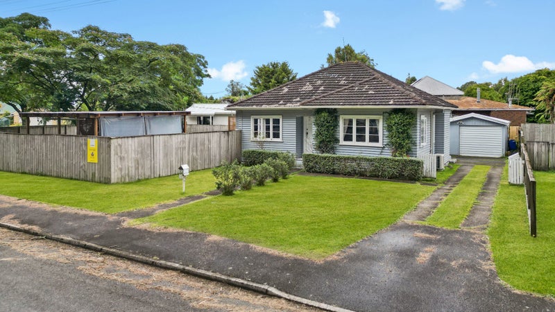 12 Tui Avenue, Forest Lake, Hamilton - Carousel 1