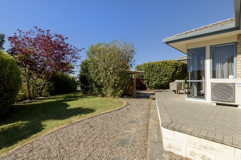 6 Donnington Place, Bethlehem, Tauranga - Carousel 2