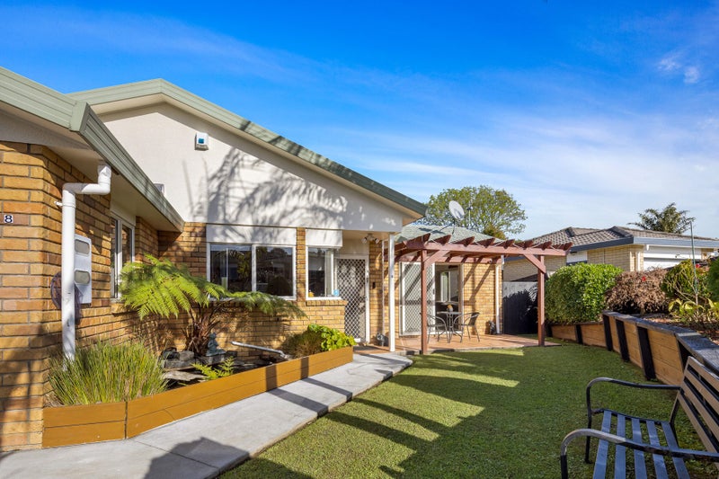 8 Jelicich Court, Henderson, Auckland - Carousel 1