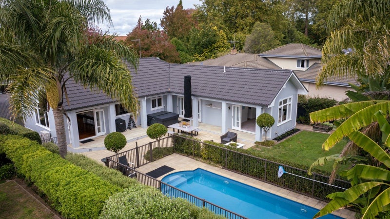 699 River Road, Chartwell, Hamilton - Carousel 1