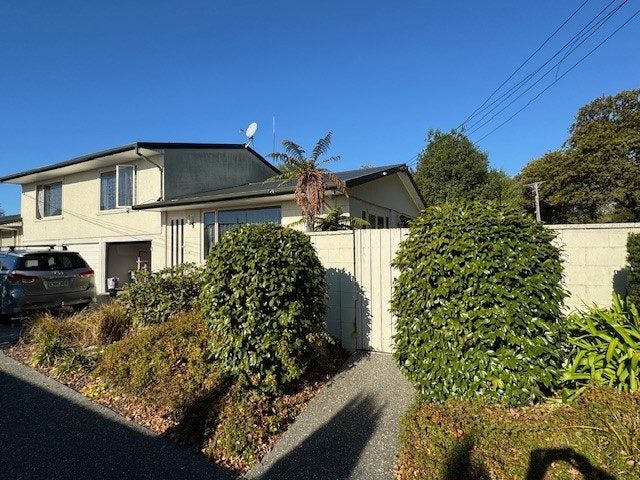 1/46 Abberley Crescent, St Albans, Christchurch - Carousel 1