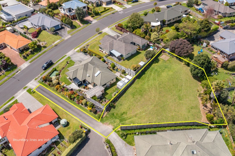 54 Oteki Park Drive, Welcome Bay, Tauranga - Carousel 1
