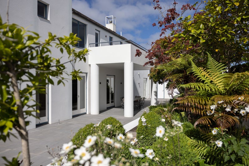 2 Garden Road, Merivale, Christchurch - Carousel 2