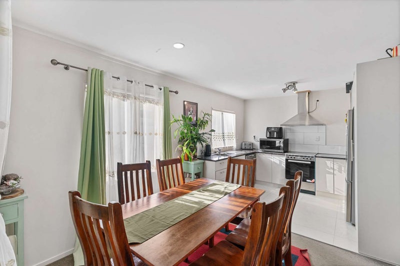 11A Coates Crescent, Panmure, Auckland - Carousel 2