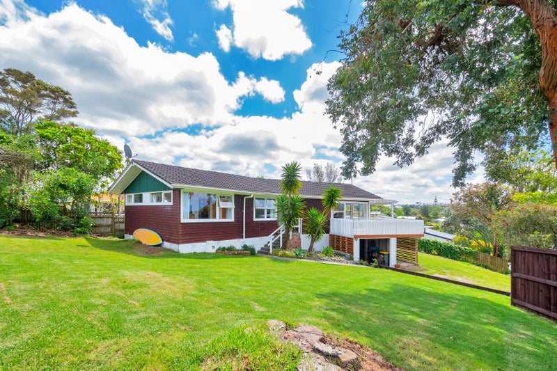 14 Weatherly Road, Torbay, Auckland - Carousel 2