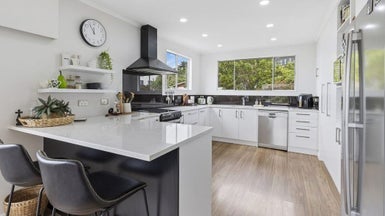 24 Fairburn Grove, Johnsonville, Wellington - Carousel 1