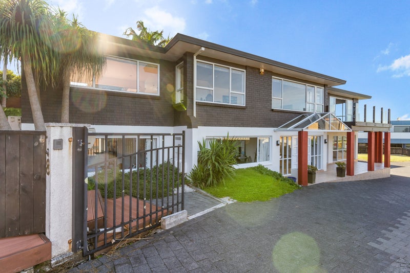 8 Aztec Place, Conifer Grove, Takanini - Carousel 2