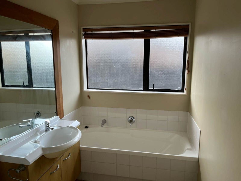 20 Old Park Place, Takanini, Auckland - Carousel 10