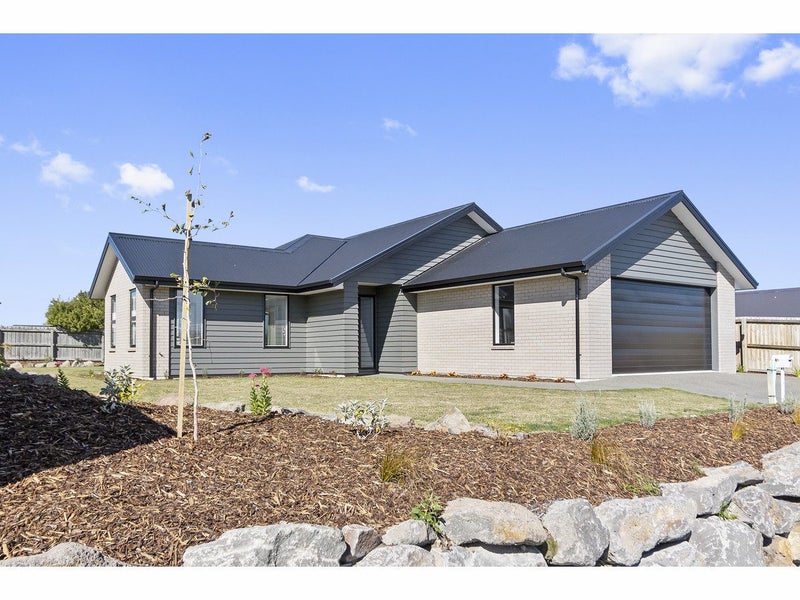 9 Gimbal Place, Gleniti, Timaru - Carousel 1