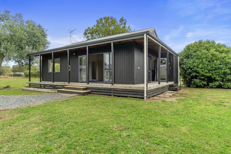 16 Eureka Road, Eureka, Hamilton - Carousel 2