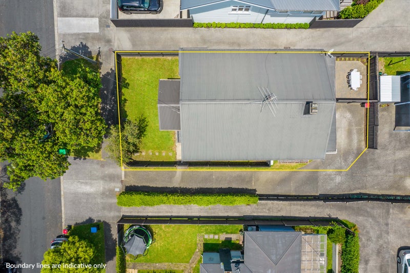 18 Warwick Street, Morningside, Auckland - Carousel 4