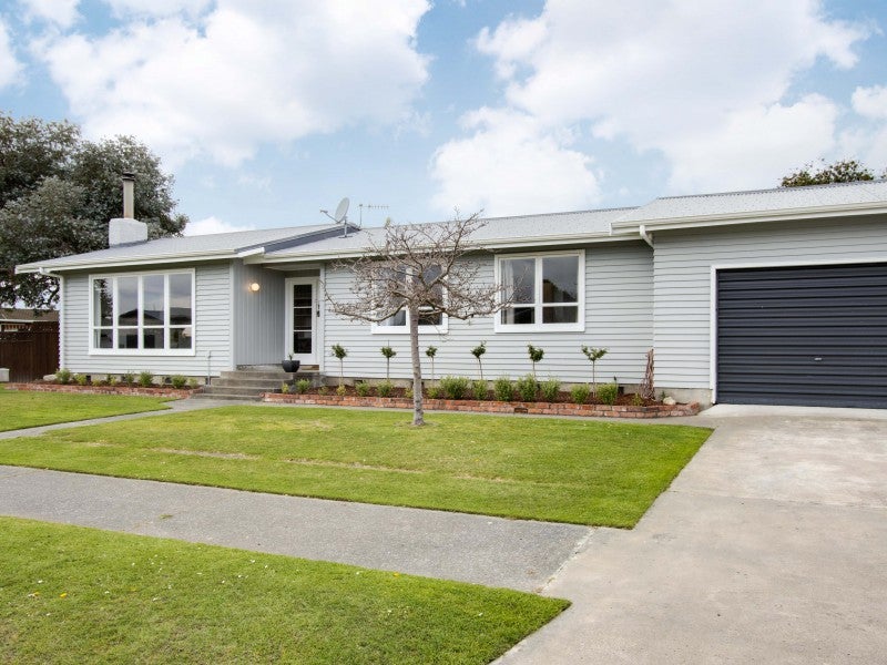 1 Jellicoe Place, Tamatea, Napier - Carousel 1