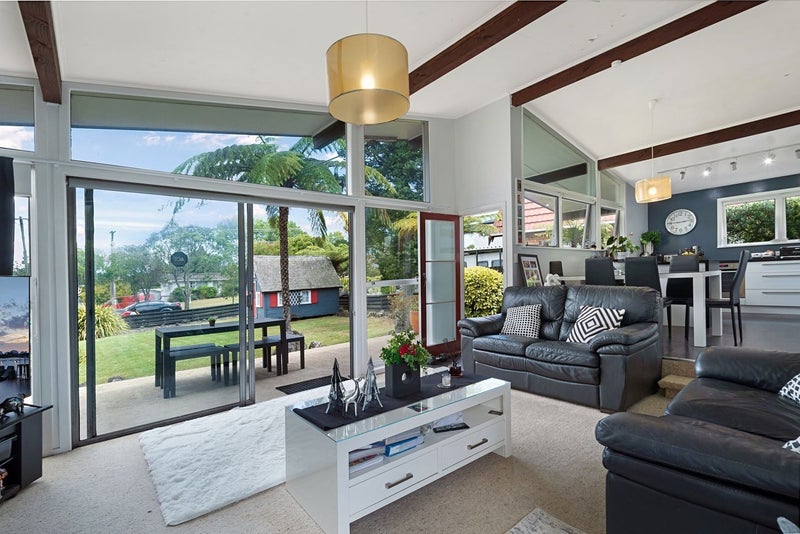 360 Main Road, Huapai, Kumeu - Carousel 2