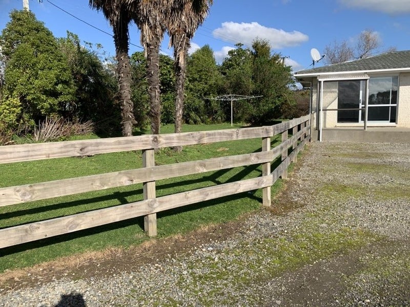 820 State Highway 1, Manakau, Levin - Carousel 2