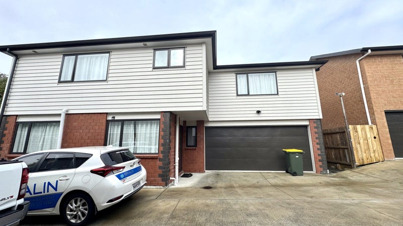 39B Cutler Street, New Lynn, Auckland - Carousel 2