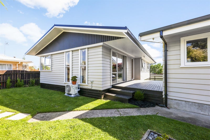 20 Fend Street, Chartwell, Hamilton - Carousel 1