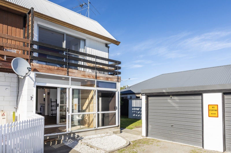 7/9 Kipling Street, Addington, Christchurch - Carousel 1