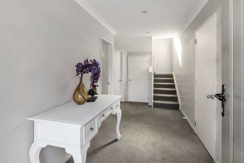 14A Gifford Grove, Churton Park, Wellington - Carousel 2