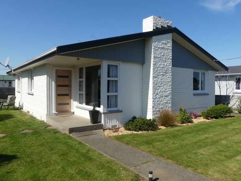 147 Stobo Street, Grasmere, Invercargill - Carousel 1