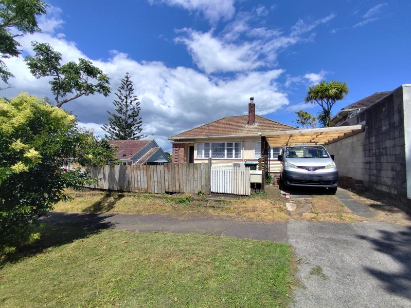 80 Kiwitea Street, Sandringham, Auckland - Carousel 2