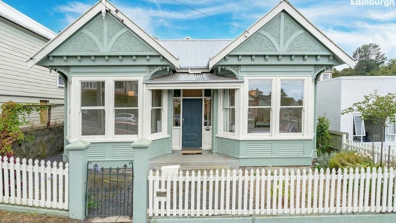 136 Dundas Street, North Dunedin, Dunedin - Carousel 1