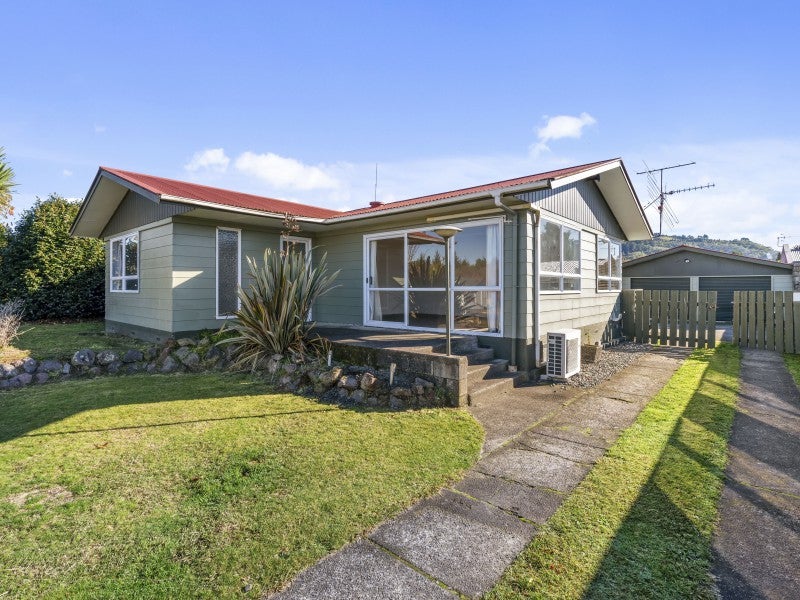 35 Alison Street, Mangakakahi, Rotorua - Carousel 1