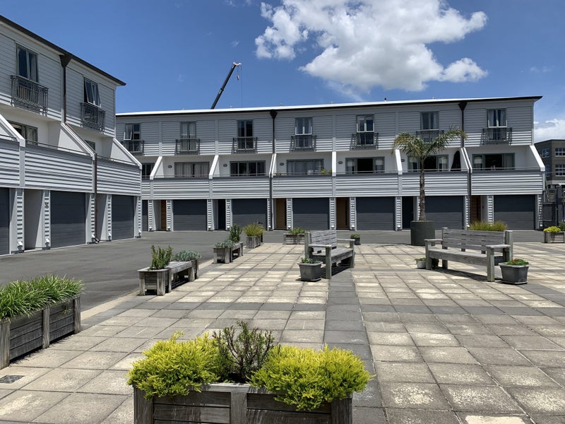 5/10 Ruru Street, Eden Terrace, Auckland - Carousel 1
